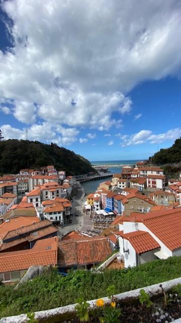 Casina Del Puerto Villa Cudillero Eksteriør billede