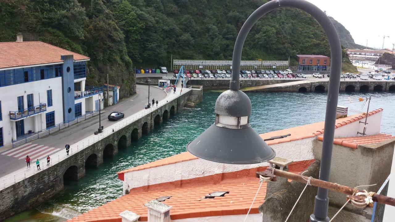 Casina Del Puerto Villa Cudillero Eksteriør billede
